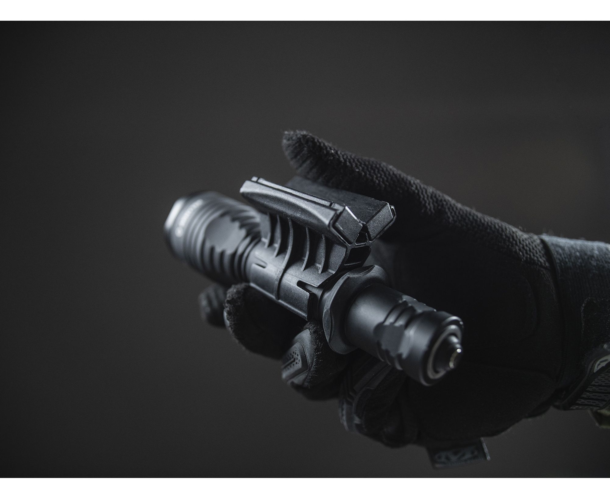 Armytek AWM-03 Magnetic Weapon Mount Tactical Flashlights X Magnetic Holder 