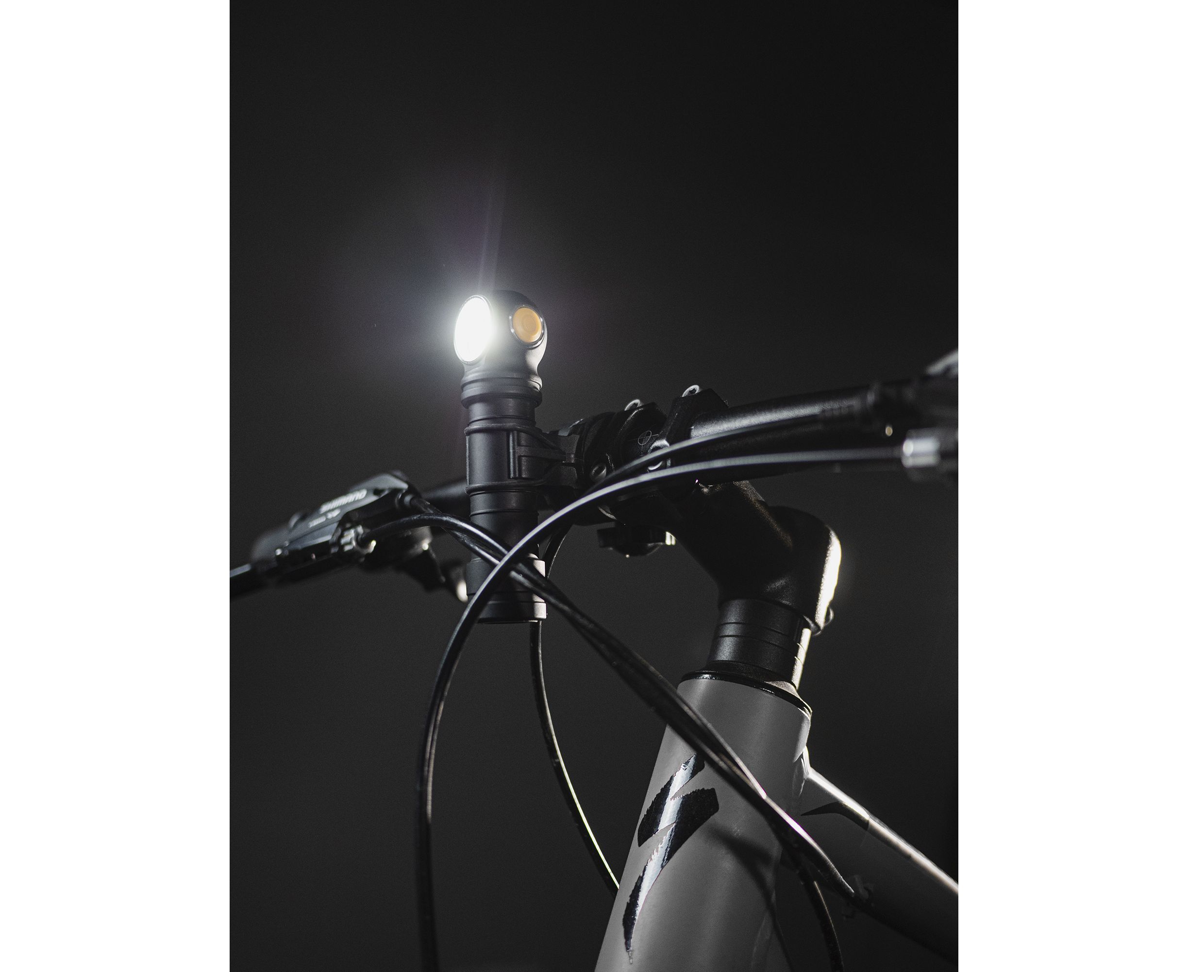 Support guidon Vélo VTT Armytek ABM01 pour lampe Wizard C2, Wizard